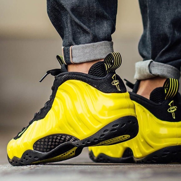 Nike “Wu-Tang” Foamposite - Picture 2 of 2